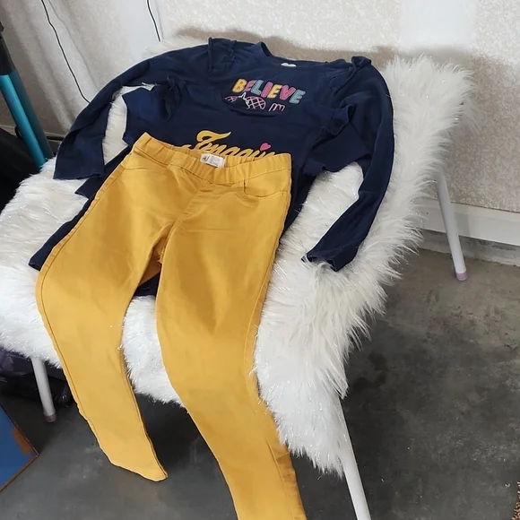 Big girls mustard pants and 2 navy blue Tops set - Picture 2 of 10